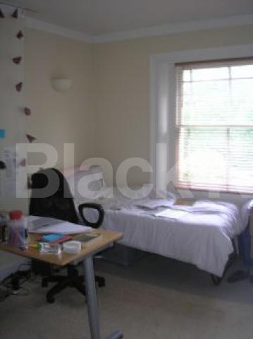 			2 Bedroom, 1 bath, 1 reception Flat			 Regents Park Road, REGENTS PARK NW1